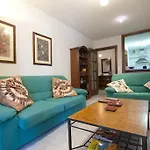 Gorgeous Apartment Free Parking In The Building